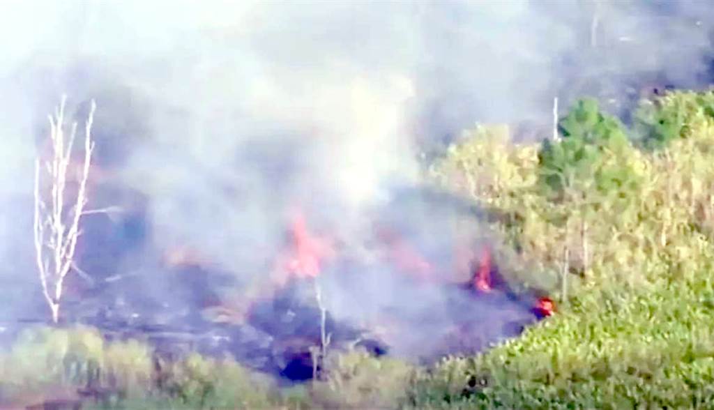 Plane becomes a ball of fire during takeoff 2 including pilot die